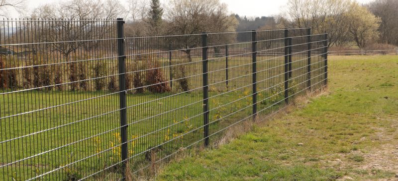 Farm Wire Fence